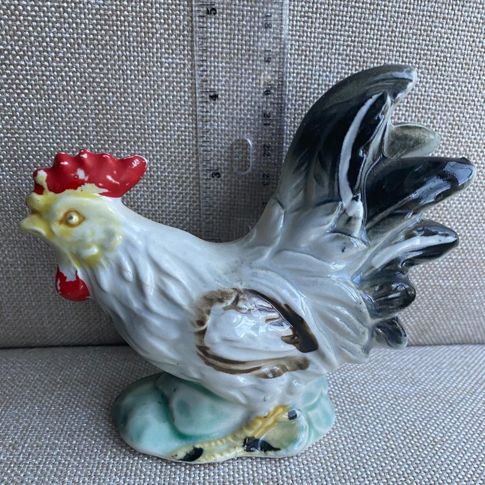 Vintage Rooster/Hen Hand painted by Chase Figurine Japan